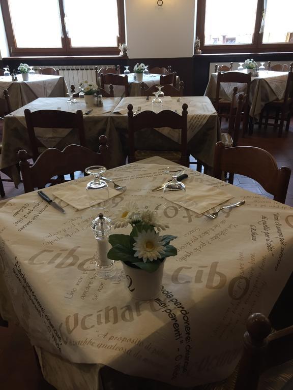 Albergo Chiara Savignone ภายนอก รูปภาพ